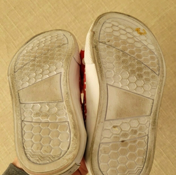 Minnie Mouse Bow Sneakers - Picture 4 of 4